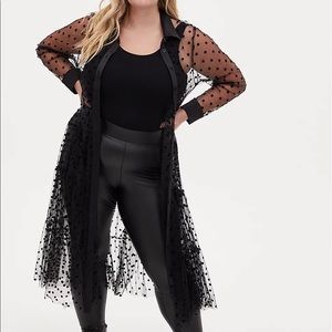 TORRID BLACK FLOCKED MESH BUTTON FRONT TIERED DUSTER KIMONO